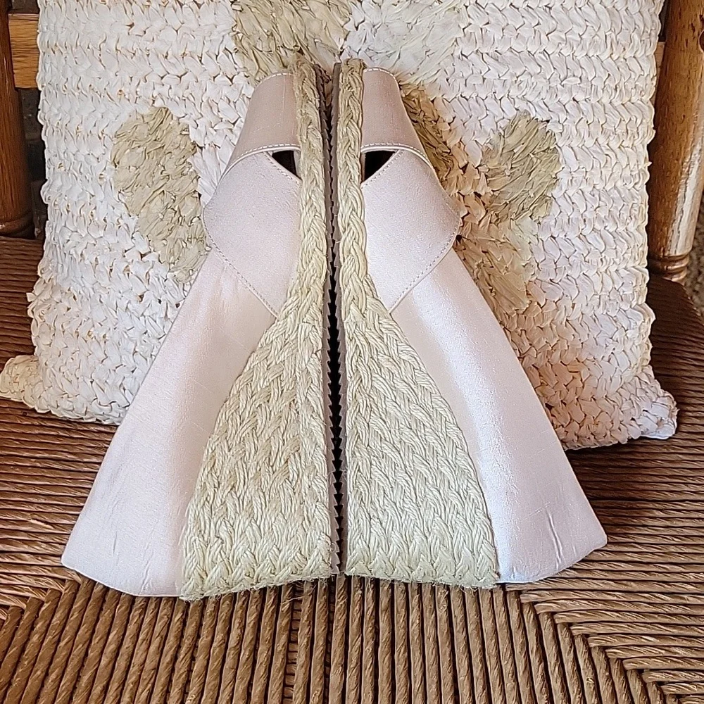 NWOT, Anne Klein Ezzie espadrille open toe sandals, size 9